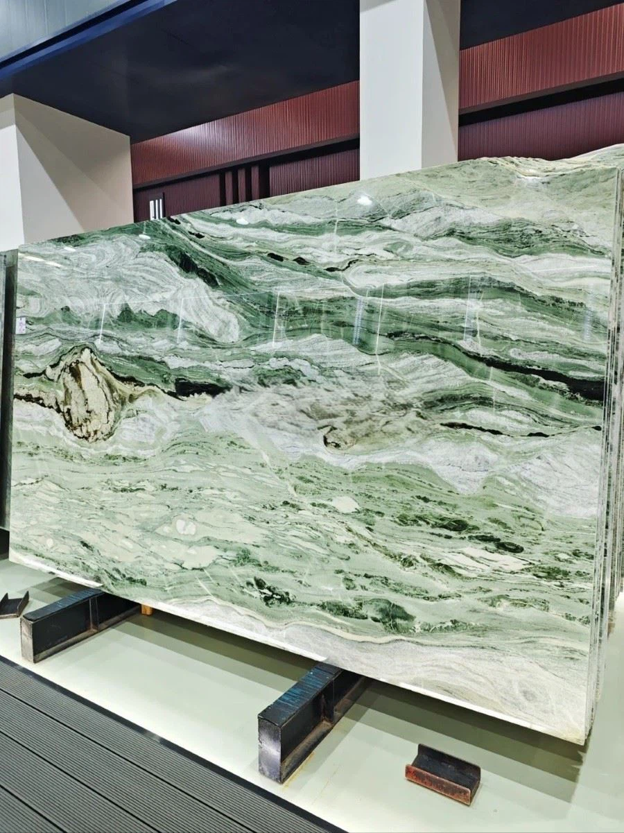 Victoria Green Marble Wall